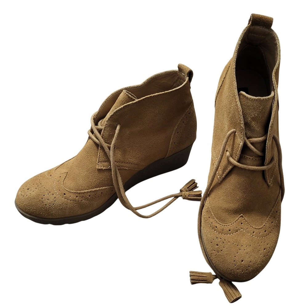 Lands End Tan Suede Wingtip Wedge Ankle Booties Tassel Lace Up Fall size 10